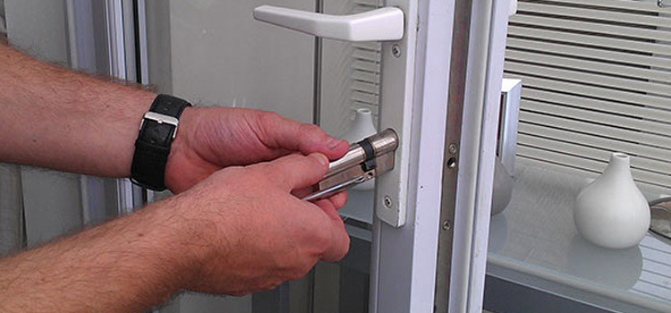 Commercial Door Lock Repair in East Porterville